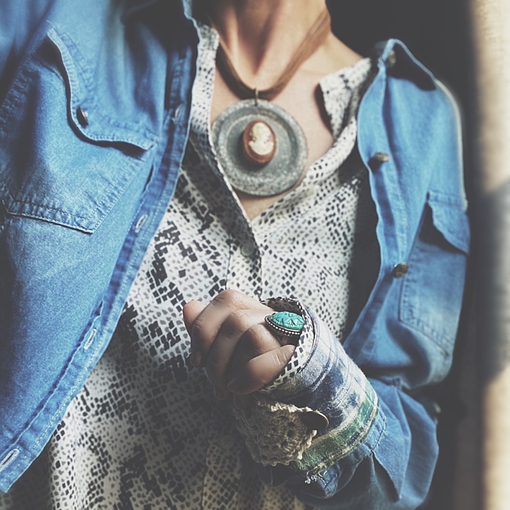 Button down The Ross Dip Dye & Lace Detail Cuff HP🌵 - Picture 7 of 16